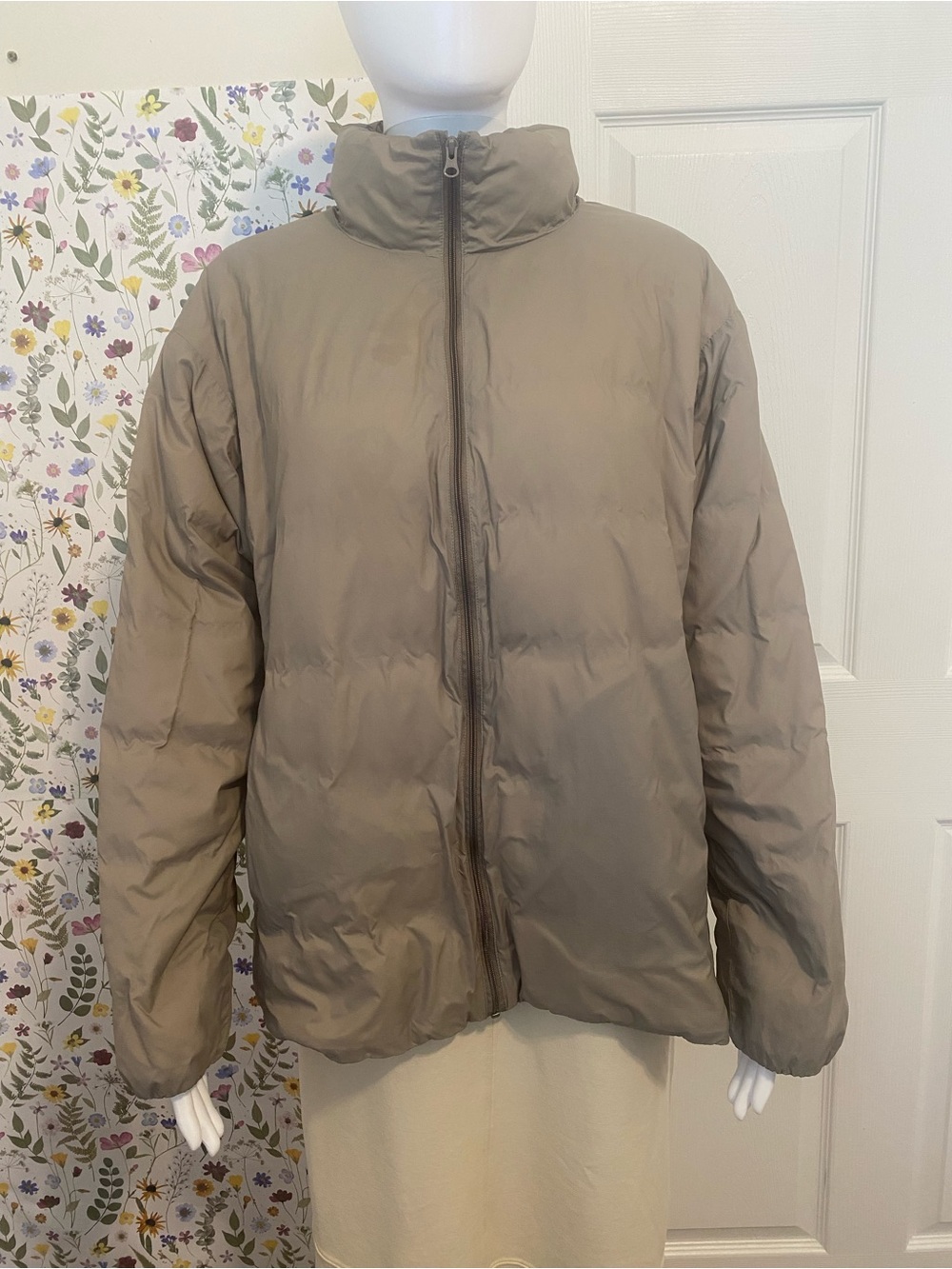 MUJI Women's Lightweight Puffer Jacket - Taupe Size Large